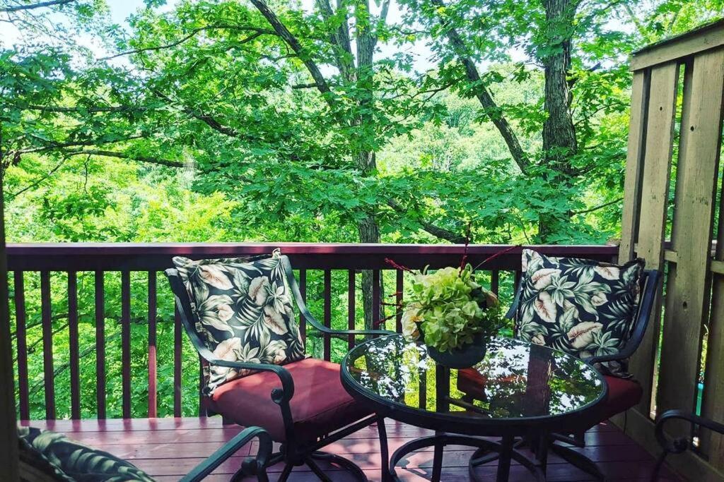 Corner Lake Getaway Apartment Bella Vista Exterior photo